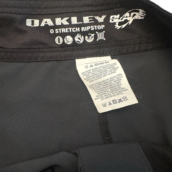 Oakley Black Athletic Board Shorts Men’s Small 30 - Picture 6 of 8